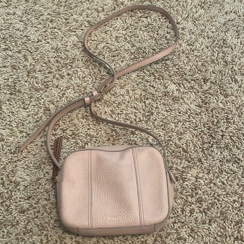 Fossil Gemma dusty pink blush purse camera cross